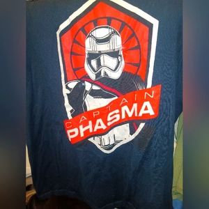 Captain Phasma Medium Men's T-shirt